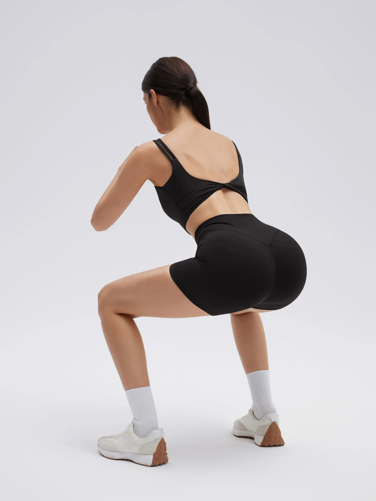 Twist Back Cami Workout Set - Image 7